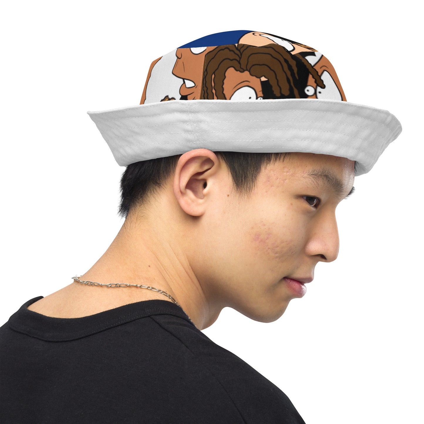 Reversible bucket hat